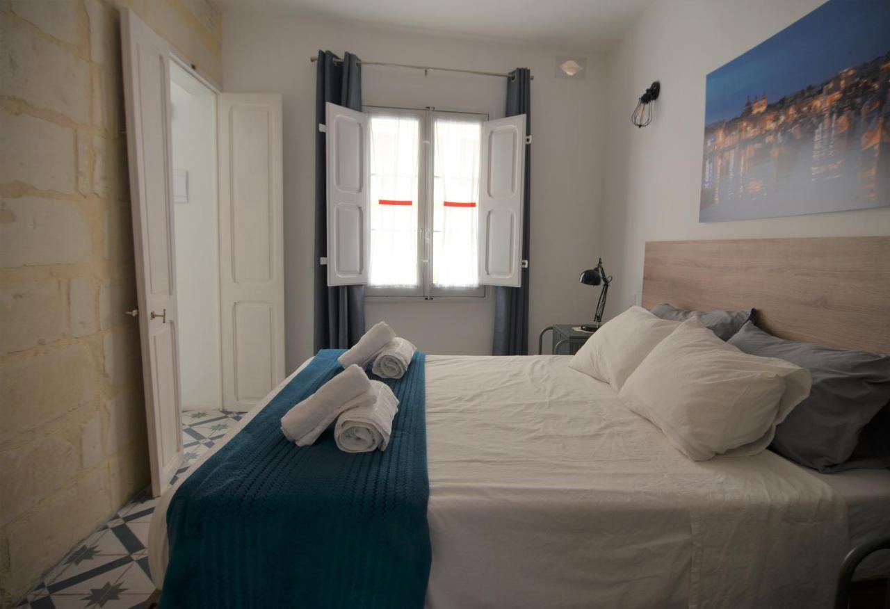 Citta Cospicua Suites Luaran gambar