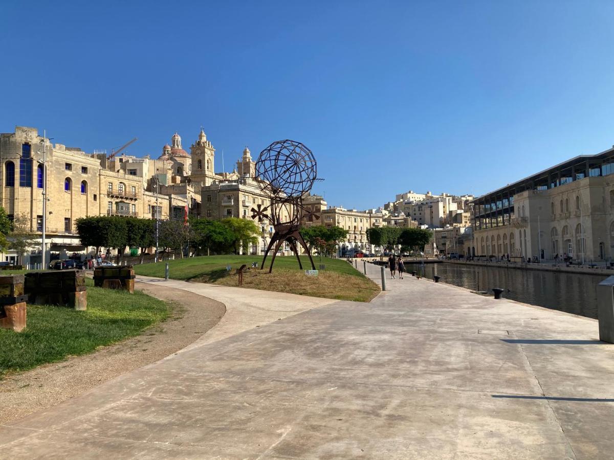 Citta Cospicua Suites Luaran gambar
