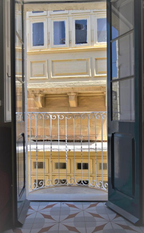 Citta Cospicua Suites Luaran gambar